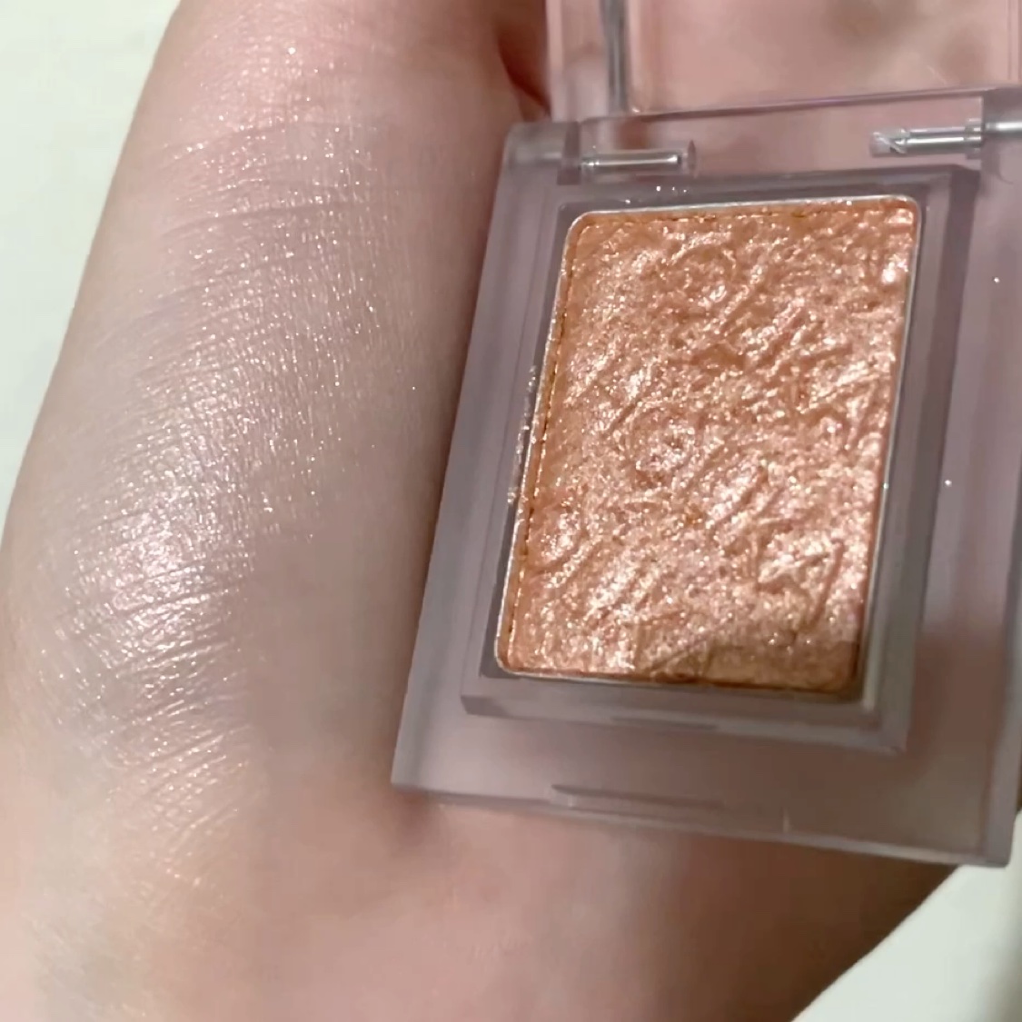 マイフェイブピースアイシャドウ/HOLIKA HOLIKA/単色アイシャドウを使ったクチコミ（3枚目）