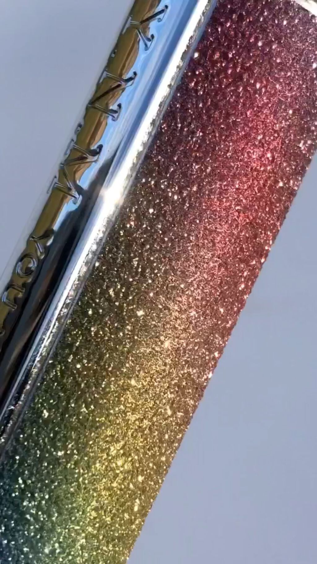 YNM  レインボーハニーリップバーム/YNM/リップバームの動画クチコミ1つ目