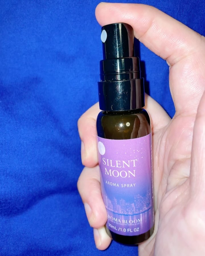 アロマスプレー サイレントムーン/アロマブルーム/ルームフレグランスを使ったクチコミ（2枚目）
