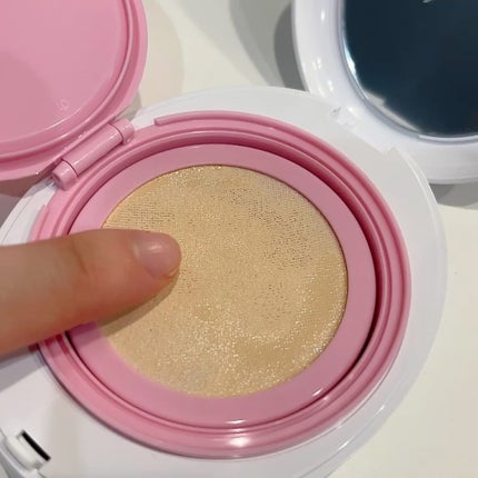 デューイーメッシュファンデーション/ASUNE /クッションファンデーションを使ったクチコミ(4枚目)