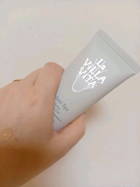 リ・ヘアスパ ボリュームエッセンスジェル/La ViLLA ViTA/頭皮ローションの動画クチコミ1つ目