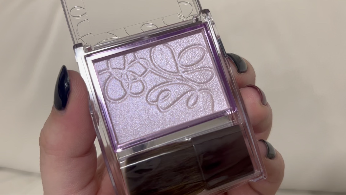 パールグロウニュアンサー N2 ライラックムード/CEZANNE/パウダーハイライトを使ったクチコミ（2枚目）