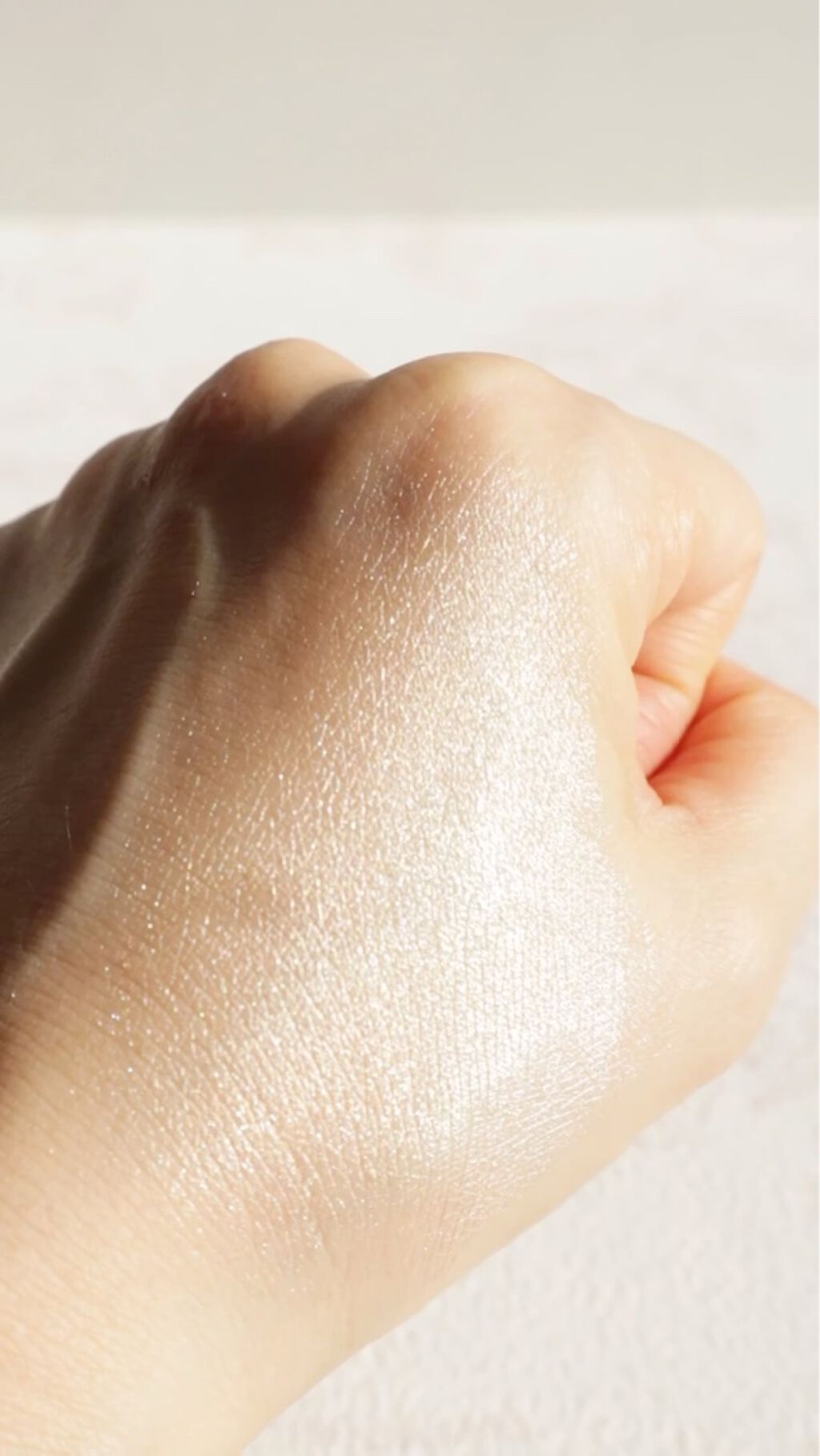 Skin Lighter Glow (スキンライターグロウ)/MERREZ'CA/クリームハイライトの動画クチコミ5つ目