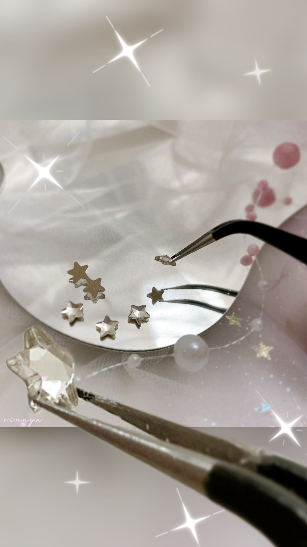 クリスタルストーン　星形　背面フラット/WSPT JAPAN/ネイルチップ・パーツを使ったクチコミ（1枚目）