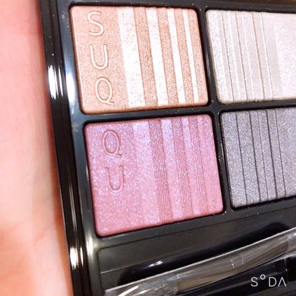 2020 ホリデー アイシャドウ コンパクト/SUQQU/アイシャドウパレットを使ったクチコミ(2枚目)