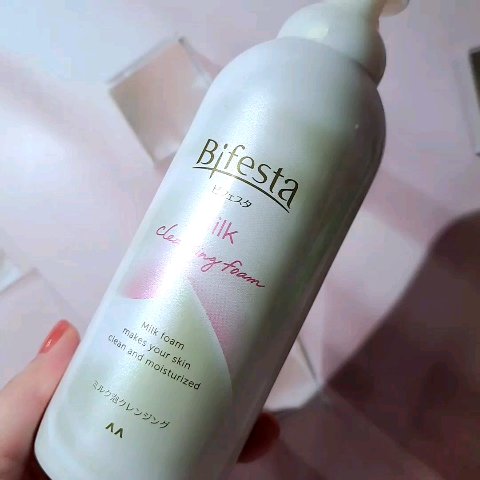 もっちりミルク泡クレンジング/ビフェスタ/クレンジングの動画クチコミ1つ目