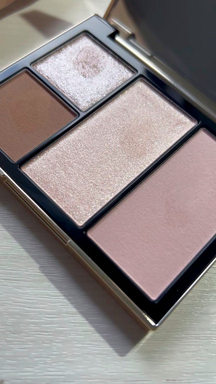 フェイス スタイリスト/SNIDEL BEAUTY/アイシャドウパレットの人気ショート動画