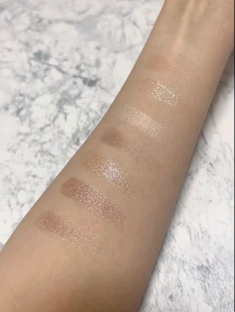 アイカラーレーション スペシャルエディション/LUNASOL/アイシャドウパレットを使ったクチコミ（2枚目）