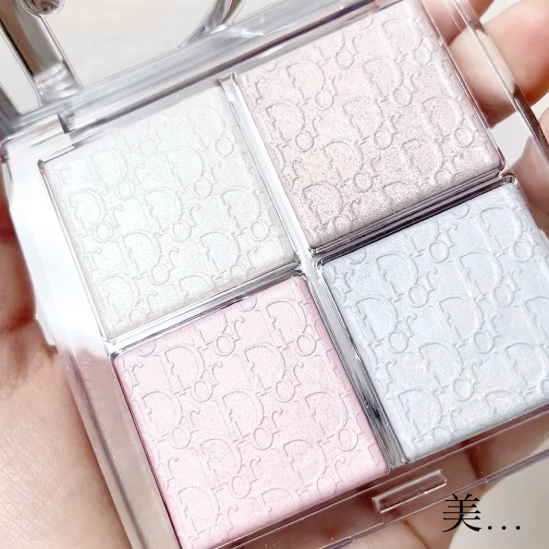 バックステージ グロウ マキシマイザー パレット/Dior/ハイライトを使ったクチコミ（3枚目）