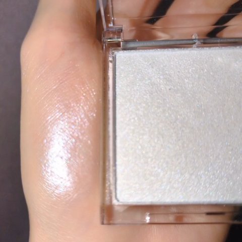 クリスタルハイライター/CandyDoll/パウダーハイライトを使ったクチコミ（3枚目）