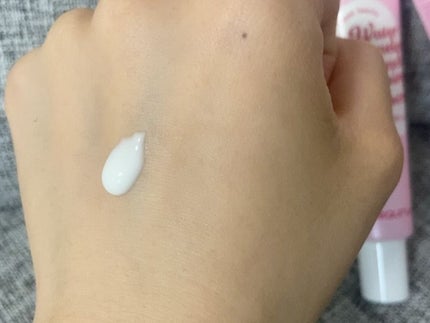 ウォーターメロン パンチ カミング サンスクリーン / スイカサンクリーム / SPF 50+ PA++++  /ビューランチ/日焼け止めクリームを使ったクチコミ(5枚目)