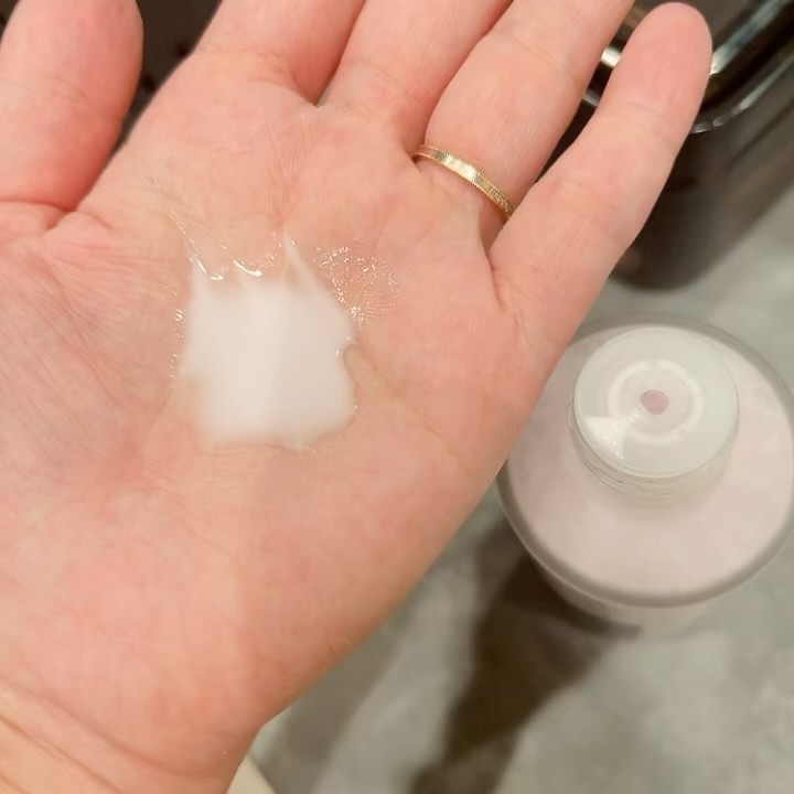 プレミアムイデベノンブラックベリーコンプレックスアンプルマスク/MARY&MAY/シートマスク・パックの動画クチコミ5つ目