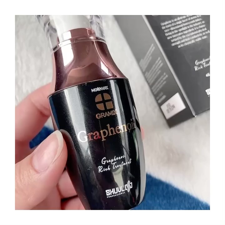 グラフィノイル/GRAMIX/ヘアオイルの動画クチコミ4つ目