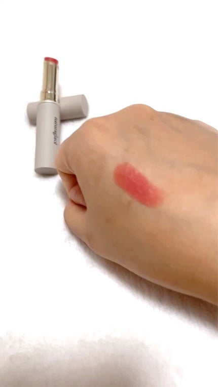 ルージュ モイスト/ナチュラグラッセ/口紅の人気ショート動画