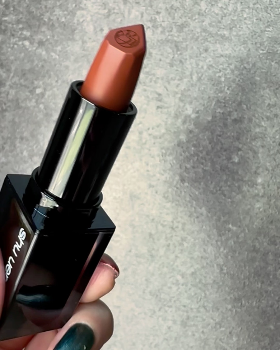 キヌ ルージュ マット/shu uemura/口紅の動画クチコミ5つ目