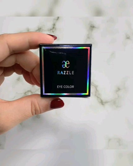 ラズル アイカラー/エレガンス ラズル /単色アイシャドウの人気ショート動画