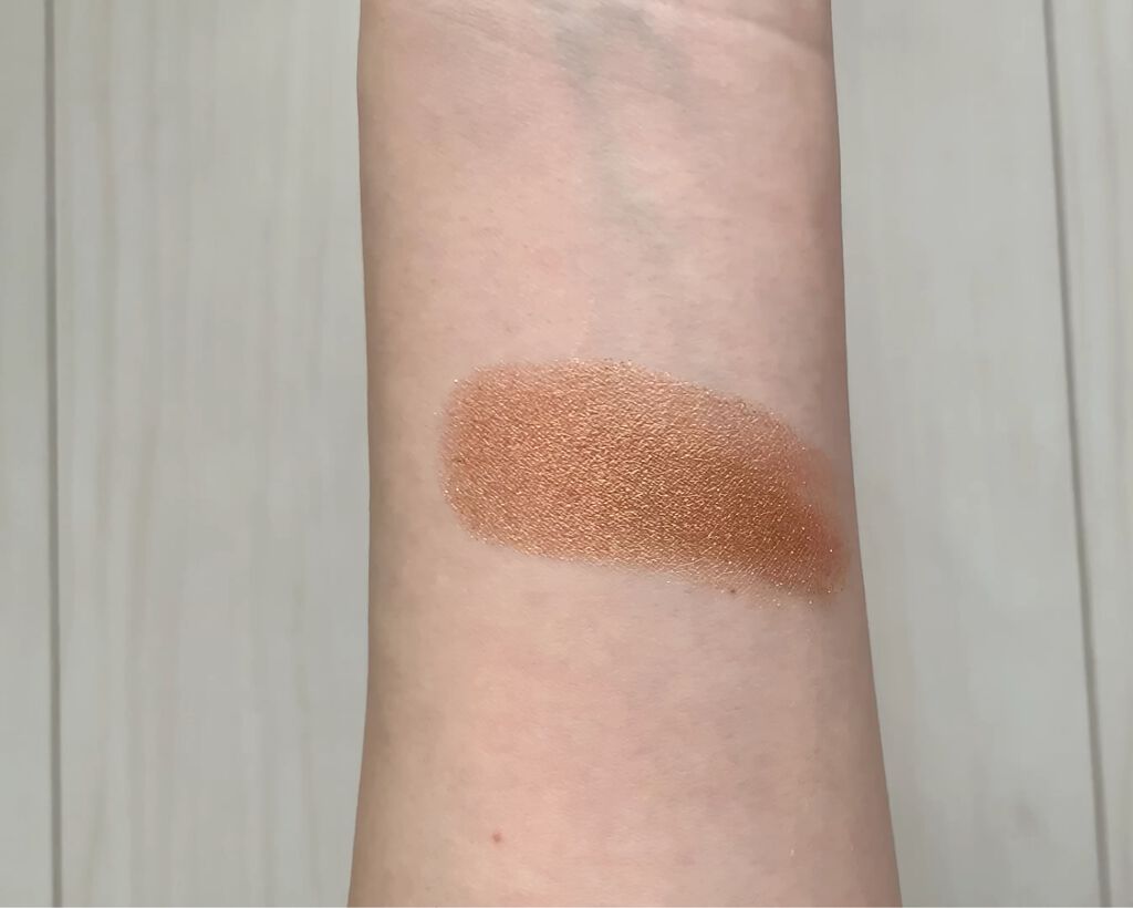 プリズム エアー シャドウ/CLIO/単色アイシャドウの動画クチコミ3つ目