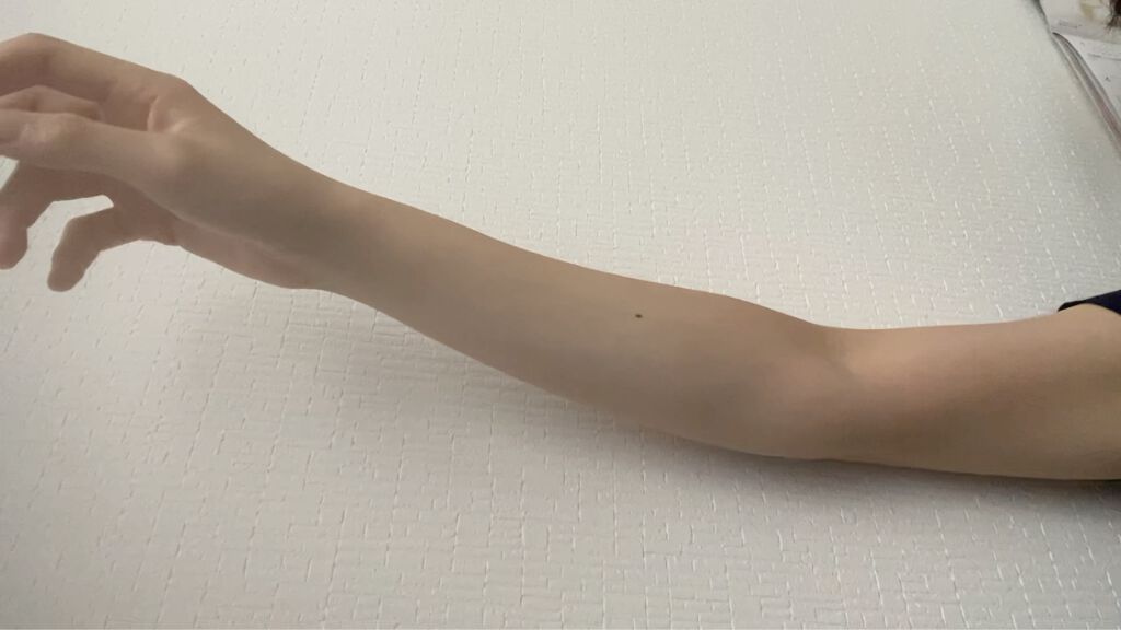 エブリデイブライト UVプロテクター スプレー ホワイトフローラル/JILL STUART/日焼け止めミスト・スプレーの動画クチコミ1つ目