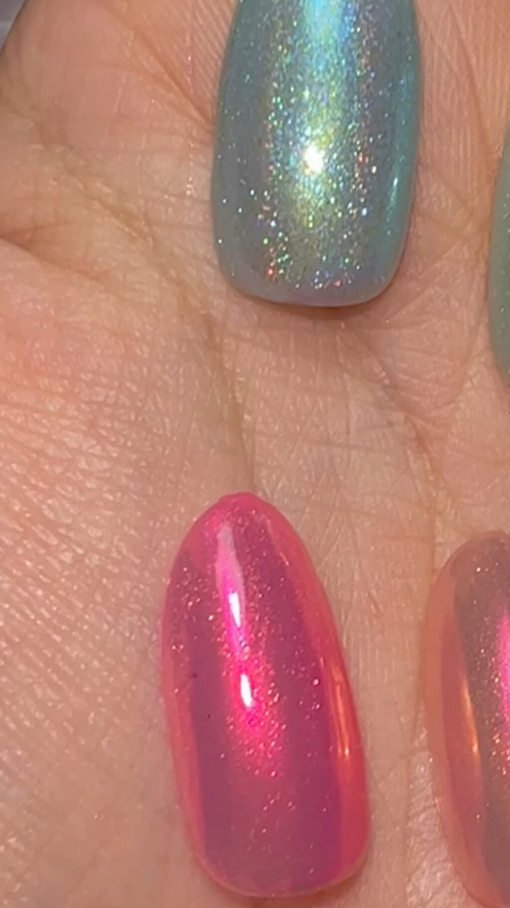 #個性派ネイル,#ニュアンスネイル,#ぽこぽこネイル,#うねうねネイル,#ショートネイル,#ワイヤーネイル,#ミラーネイル,#ちぐはぐネイル,#ジェルネイル,#マーブルネイル,#おしゃれネイル,#左右非対称ネイル,#ぷるぷるネイル,#ラメネイル,#ファッションネイル,#セルフネイルのネイルデザイン