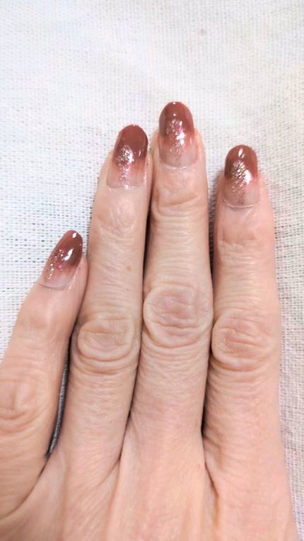 カラフルネイルズ/キャンメイク/マニキュアの人気ショート動画