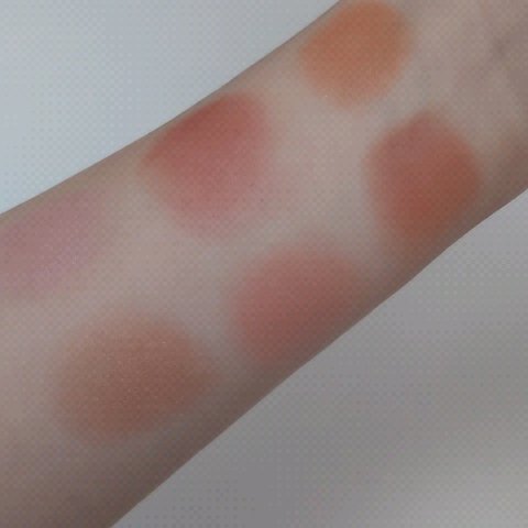 オールザットグリターズ ライトリフレクティング チークパレット /NARS/パウダーチークを使ったクチコミ（3枚目）