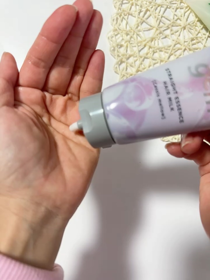 コラジェム ストレートエッセンスヘアミルク/collagem/ヘアミルクの動画クチコミ2つ目