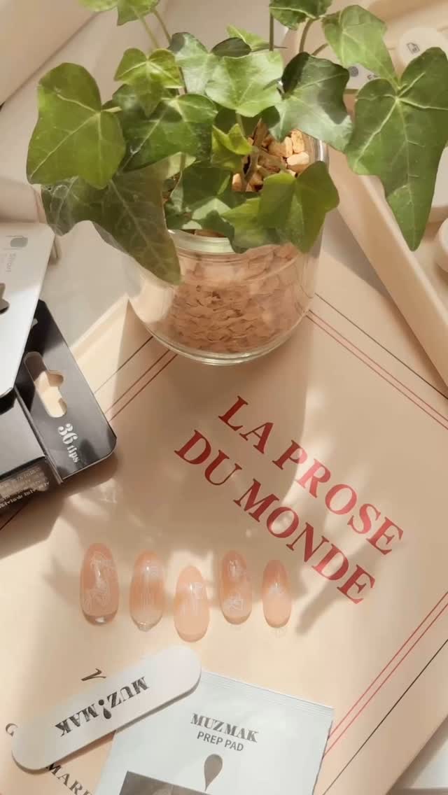 TPUネイルチップ（shape:Regular Square）/Muzmak/ネイルチップ・パーツの人気ショート動画