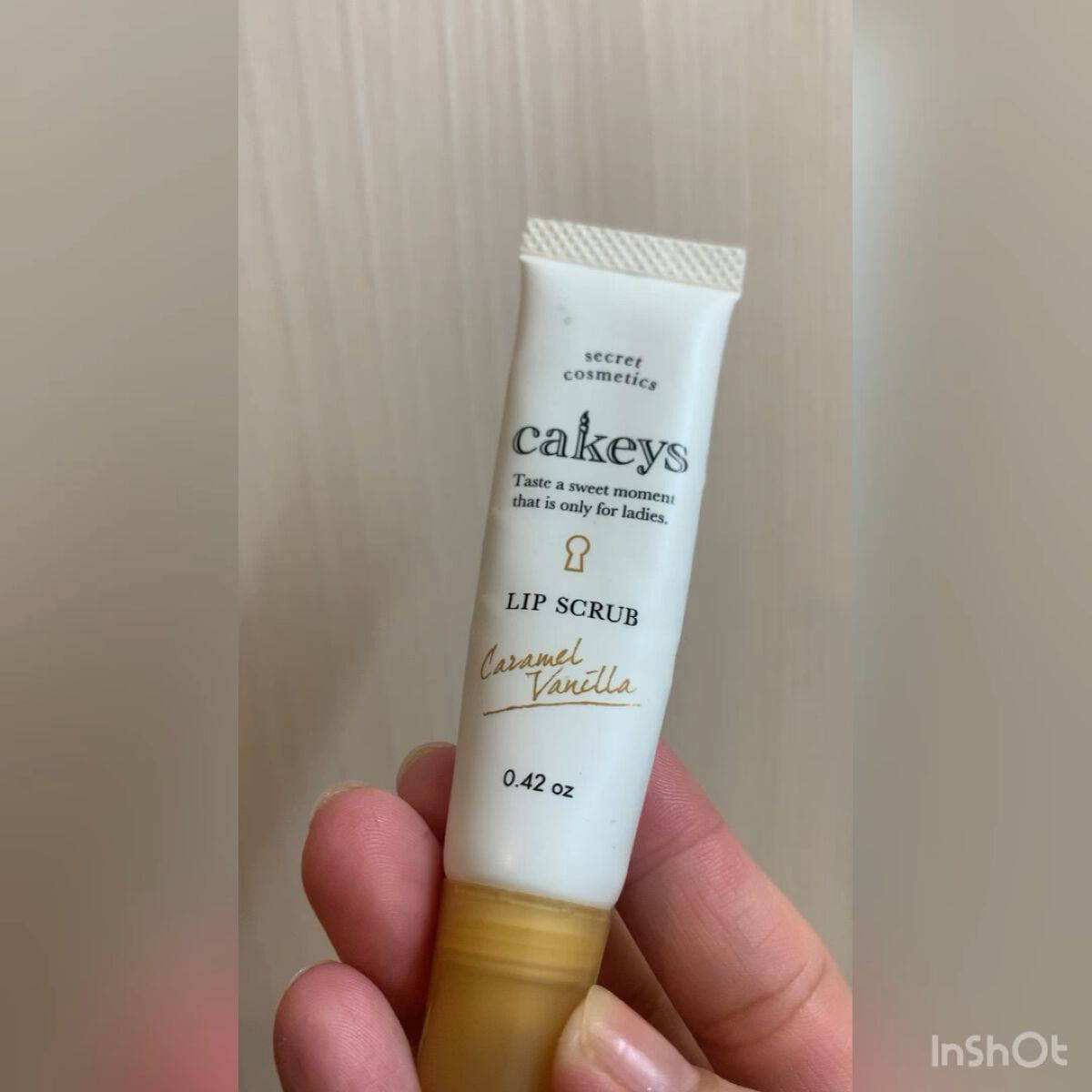 cakeys ケーキーズ リップスクラブのクチコミ「cakeys
ケーキーズ リップスクラブ

甘い香りが大好きな私。
キャラメルバニラの濃厚で甘.....」（1枚目）