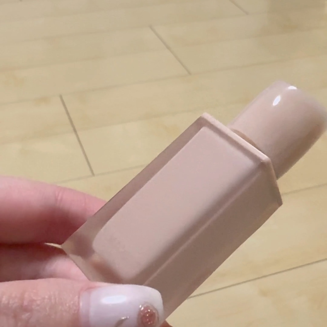 NEW NUDE ムーディームースリップ/Joocyee/口紅の動画クチコミ1つ目