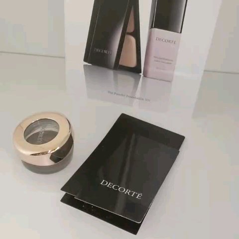 ザ・パウダーファンデーション/DECORTÉ/パウダーファンデーションの動画クチコミ1つ目