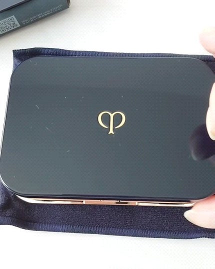 クレ・ド・ポー ボーテ  タンプードルエクラⅡ/クレ・ド・ポー ボーテ/パウダーファンデーションの動画クチコミ3つ目