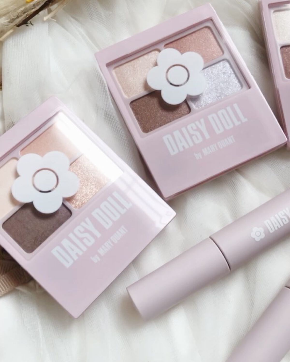 ウォータリー リップ ティント/DAISY DOLL by MARY QUANT/リップティントの動画クチコミ4つ目