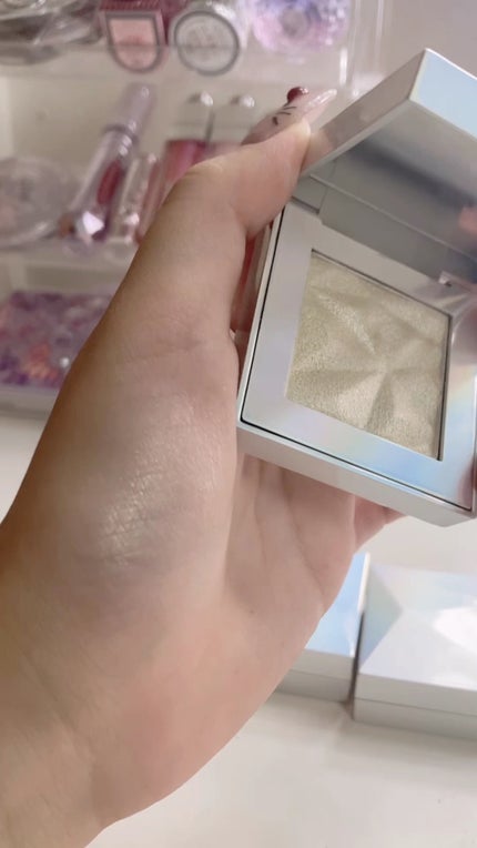 オーロラ ハイライト/LionWell(ライオンウェル)/パウダーハイライトを使ったクチコミ(1枚目)