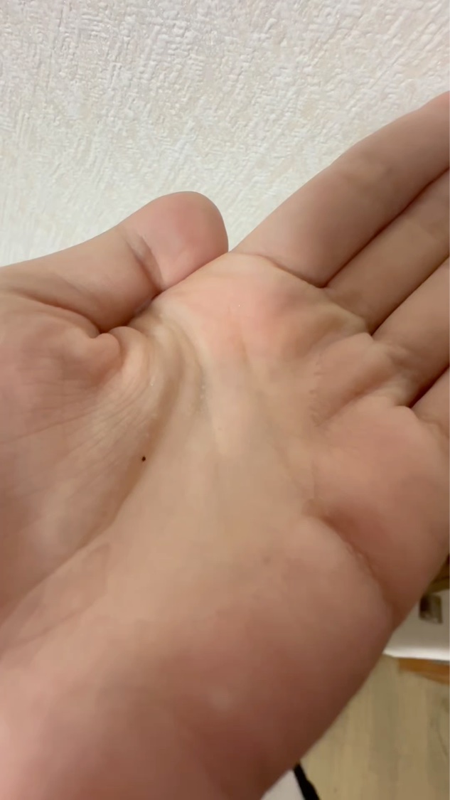 プルント コントロール美容液ヘアオイル/Purunt./ヘアオイルを使ったクチコミ（2枚目）