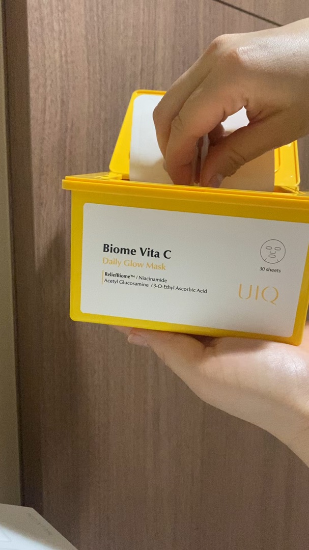 バイオームビタCグローデイリーシートマスク/UIQ/シートマスク・パックの動画クチコミ2つ目