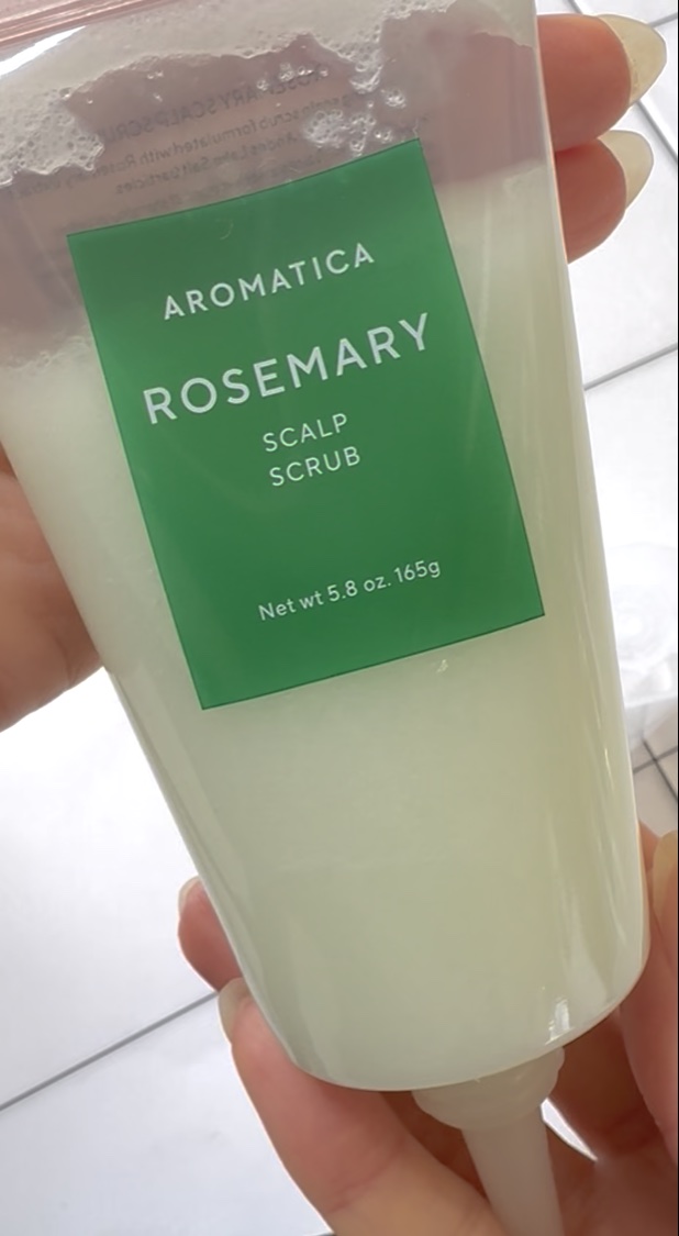 ローズマリー スカルプ スクラブ/AROMATICA/ヘッドスクラブを使ったクチコミ（3枚目）