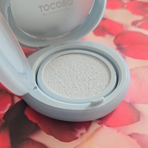 ブラーフィニッシュサンクッション/TOCOBO/日焼け止めパウダーの動画クチコミ3つ目