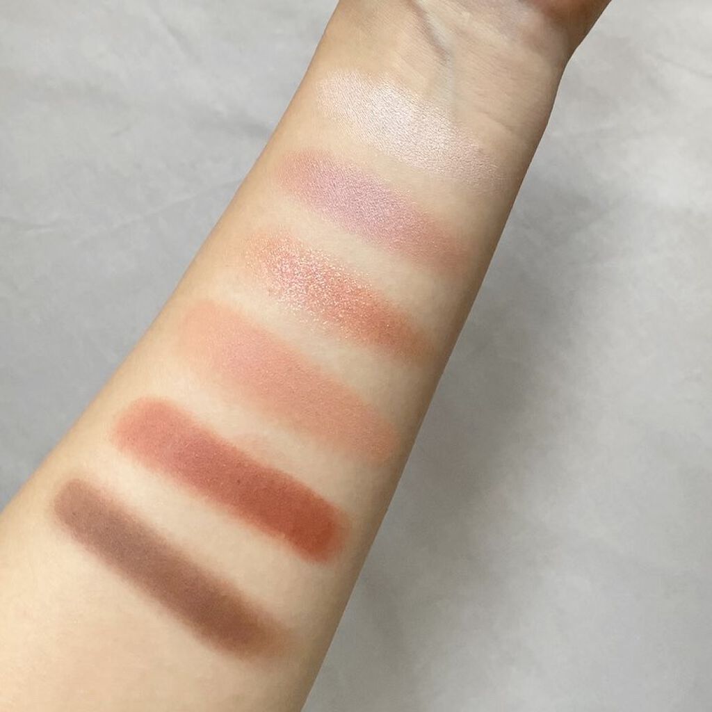 コンパクトアディクション センス オブ クラリティ/ADDICTION/アイシャドウパレットの動画クチコミ4つ目