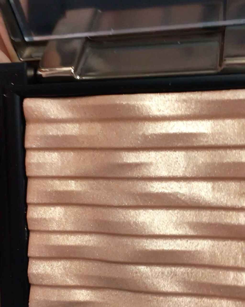 プリズム エアー ハイライター/CLIO/パウダーハイライトを使ったクチコミ（3枚目）