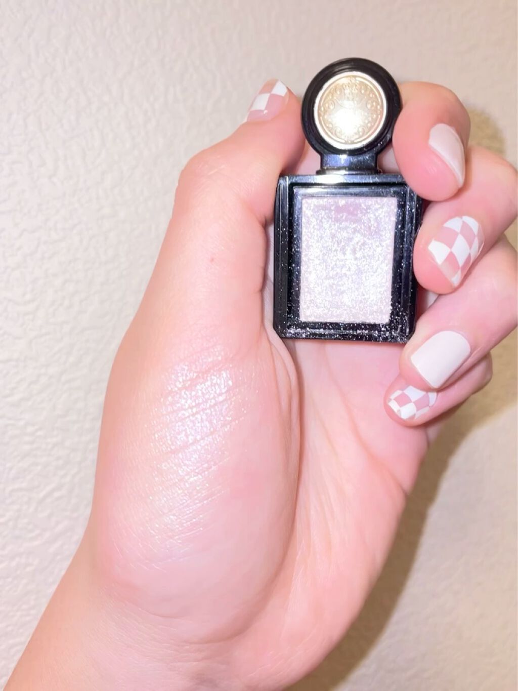 シャドーカスタマイズ (フローティング)/MAJOLICA MAJORCA/単色アイシャドウを使ったクチコミ（2枚目）