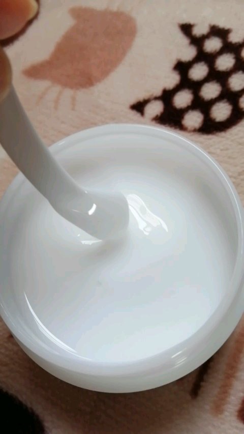 とろんと濃ジェル NC /なめらか本舗/オールインワン化粧品を使ったクチコミ（2枚目）