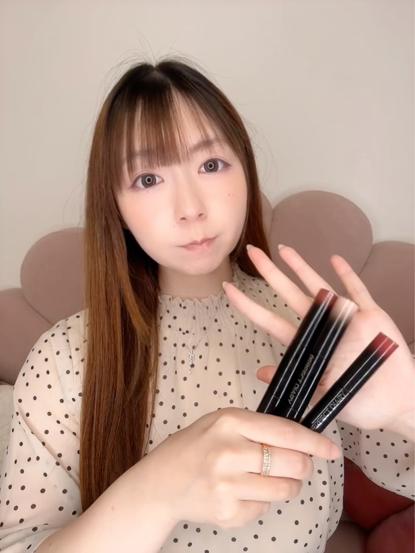 マルチスティック ハイライト ＆ チーク/PERFECT DIARY/リキッドチークの動画クチコミ3つ目