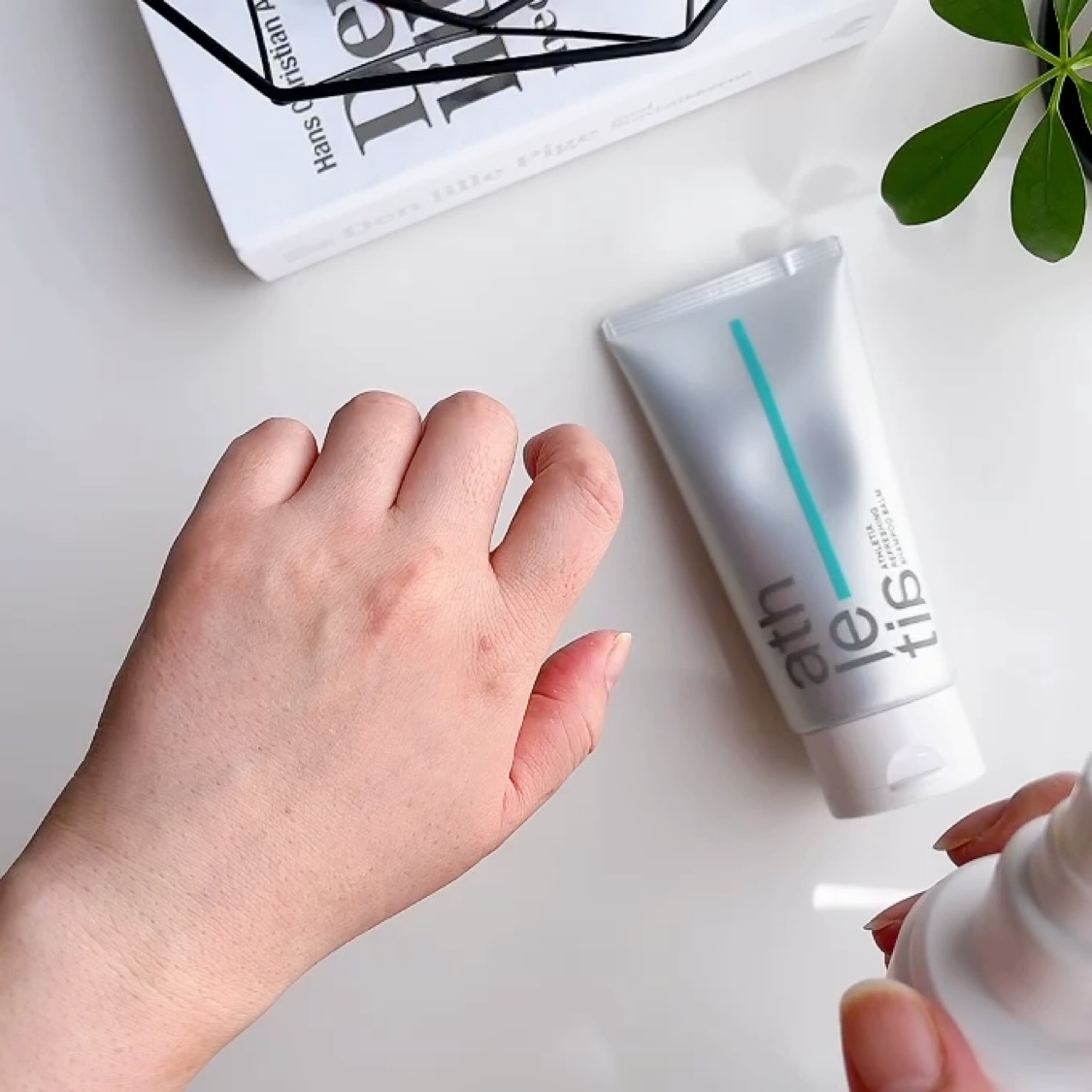 アスレティア リフレッシング シャンプーバーム/athletia/市販シャンプーの動画クチコミ4つ目