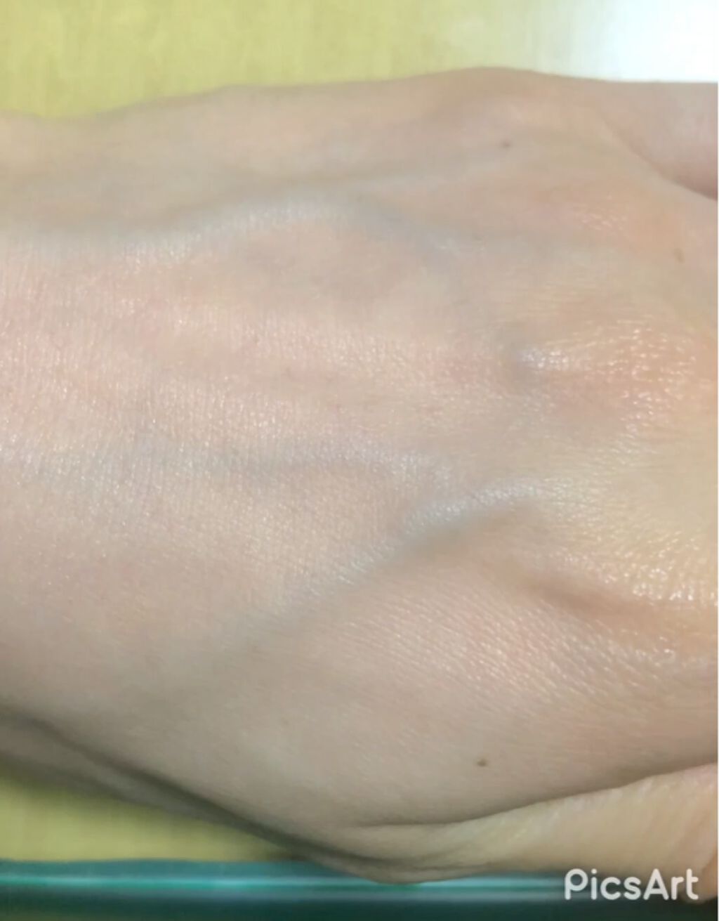 CCオイル/エッセンシャル/ヘアオイルを使ったクチコミ（3枚目）