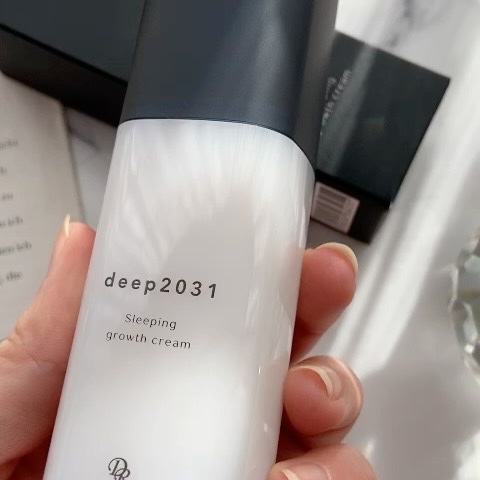 スリーピング グロースクリーム/deep2031/フェイスクリームを使ったクチコミ（2枚目）