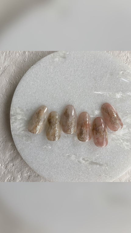 ミルキーカラー カラージェル/irogel(イロジェル)/ジェルネイルの人気ショート動画