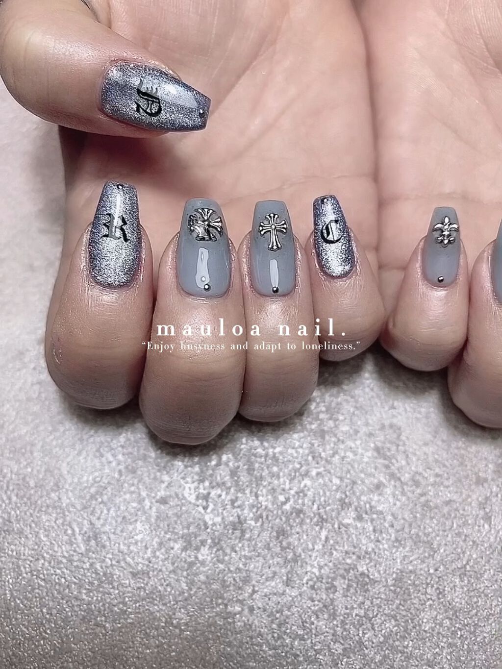#ネイル,#月ネイル,#アートネイル,#海ネイル,#ミラーアートネイル,#アニマルネイル,#冬ネイル,#クロムハーツネイル,#オータムネイル,#ジュエリーネイル,#ミラーネイル,#手書きアートネイル,#イニシャルネイル,#グレーネイル,#オールドイングリッシュネイル,#秋ネイル,#天王寺ネイル,#マグネットネイルのネイルデザイン