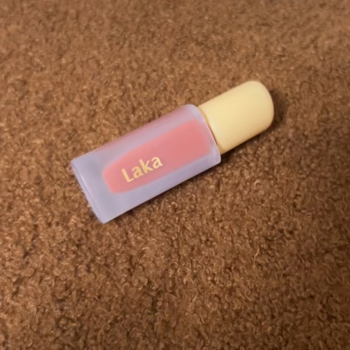 フルーティーグラムティント/Laka/リップティントの動画クチコミ2つ目