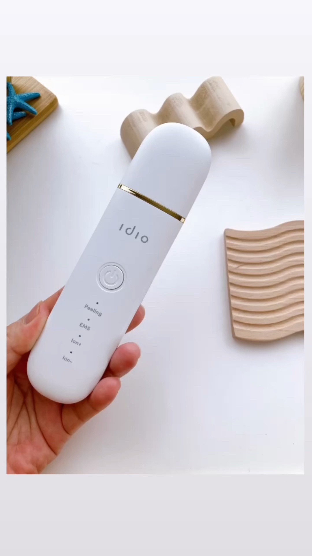 ウォーターピーリング/idio/美顔器・マッサージを使ったクチコミ（1枚目）