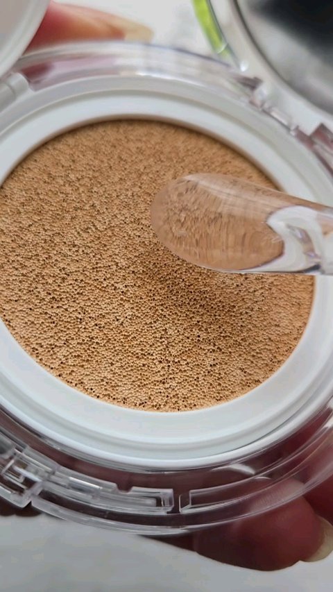 ハートリーフシーンカバークッション/23years old/クッションファンデーションを使ったクチコミ（1枚目）